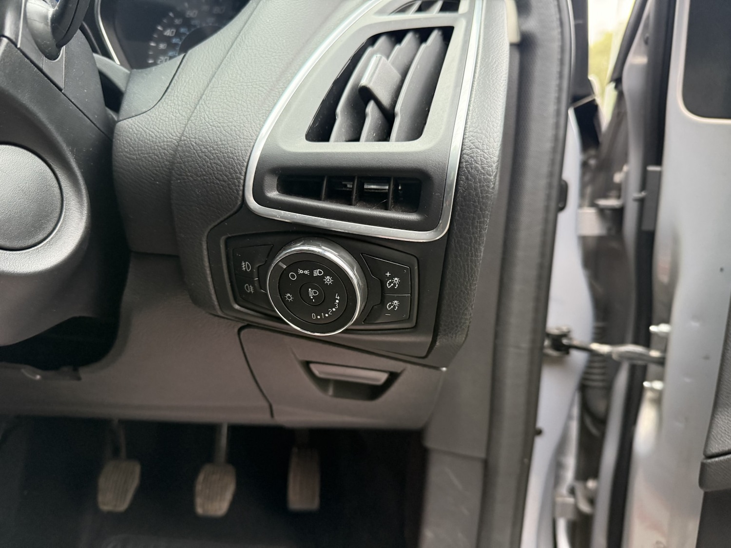 Used Ford Focus 2014 for sale - 76312348: Photo 40