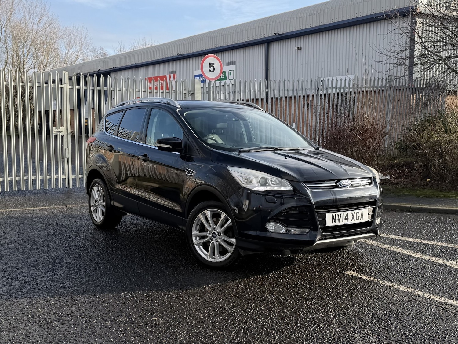 Used Ford Kuga 2014 for sale - 77357259: Photo 7