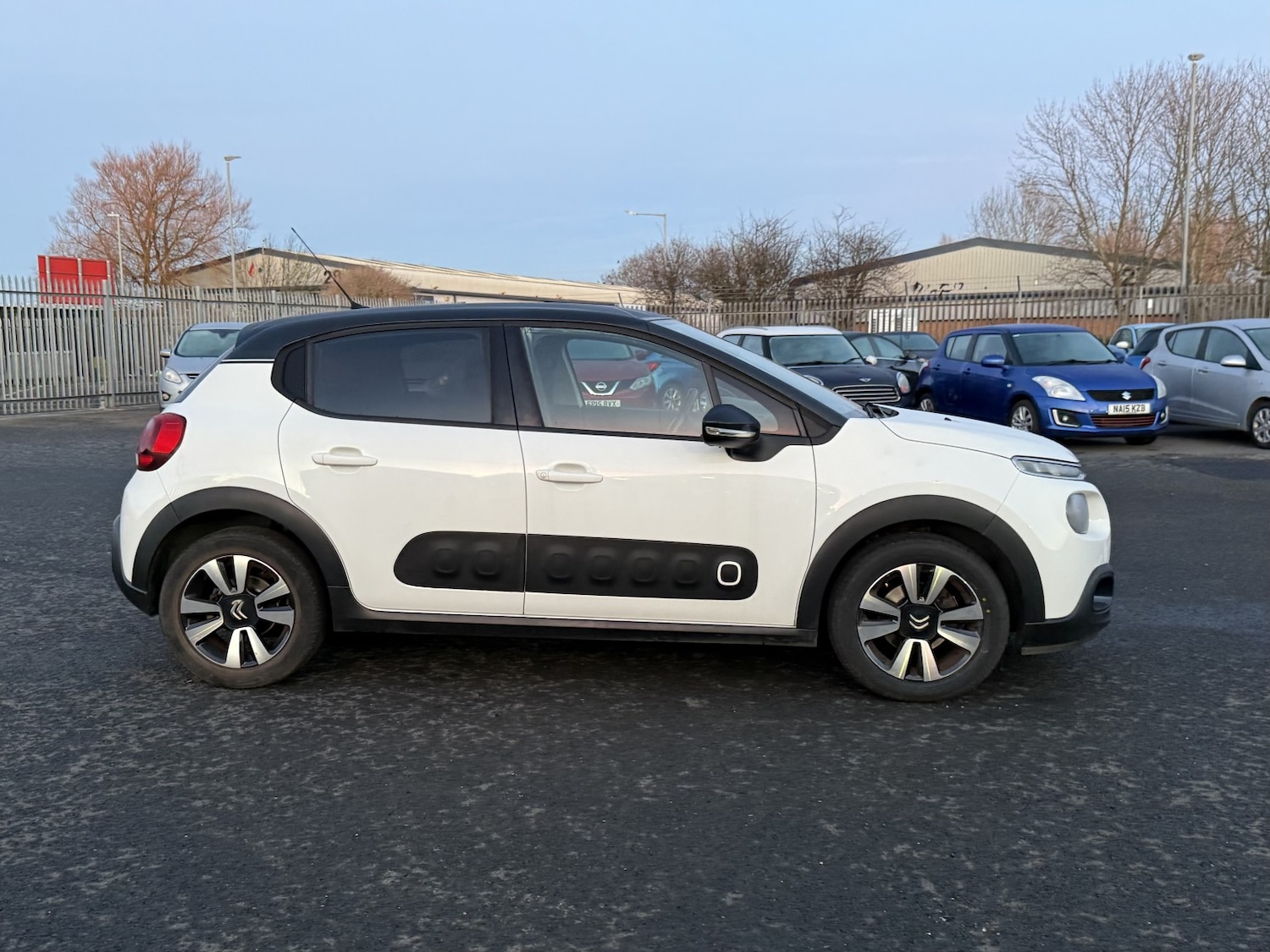 Used Citroen C3 2017 for sale - 76799172: Photo 2