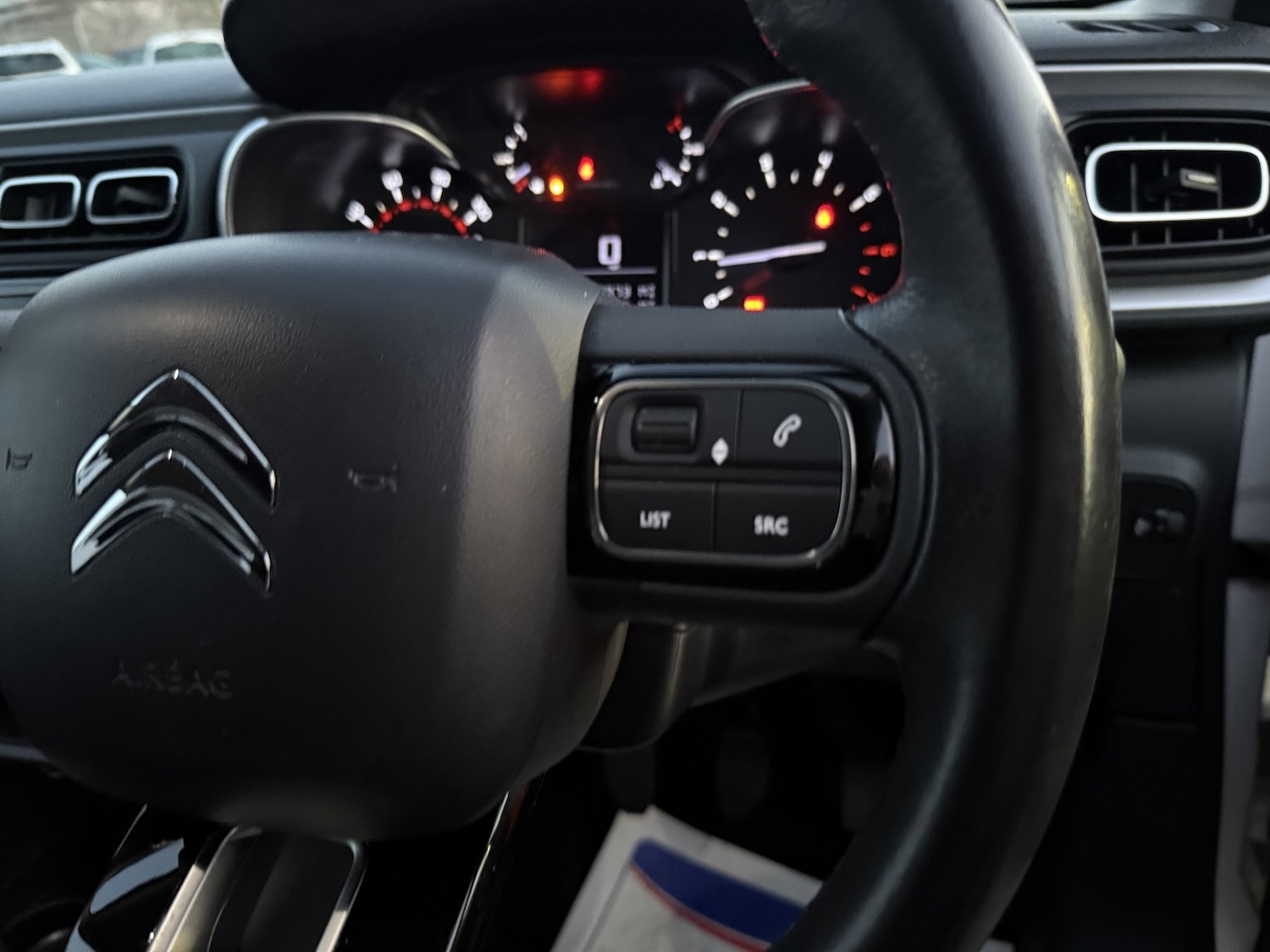 Used Citroen C3 2017 for sale - 76799172: Photo 40