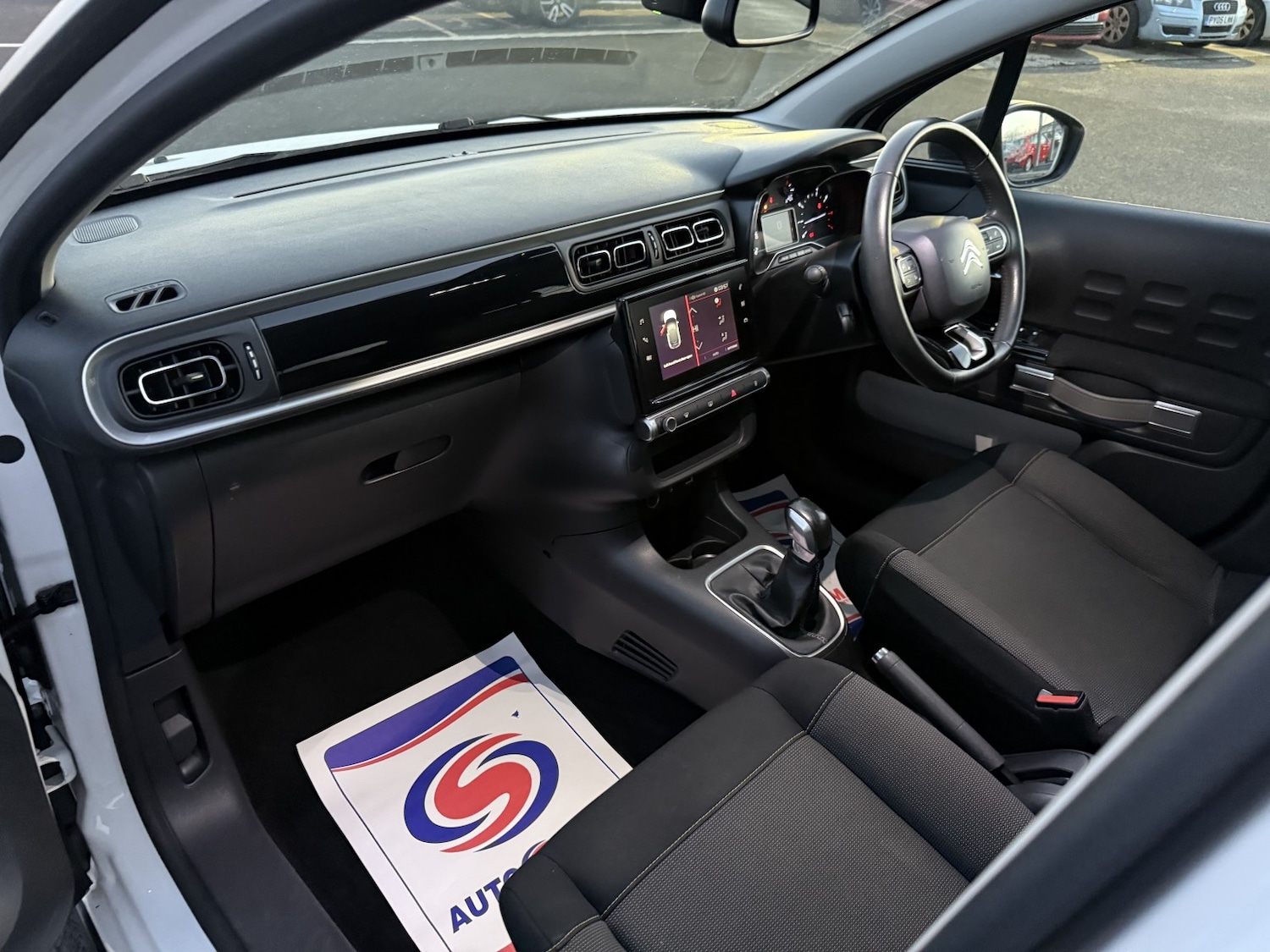 Used Citroen C3 2017 for sale - 76799172: Photo 57