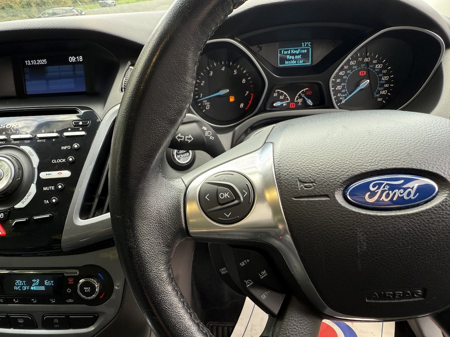 Used Ford Focus 2013 for sale - 76312377: Photo 32