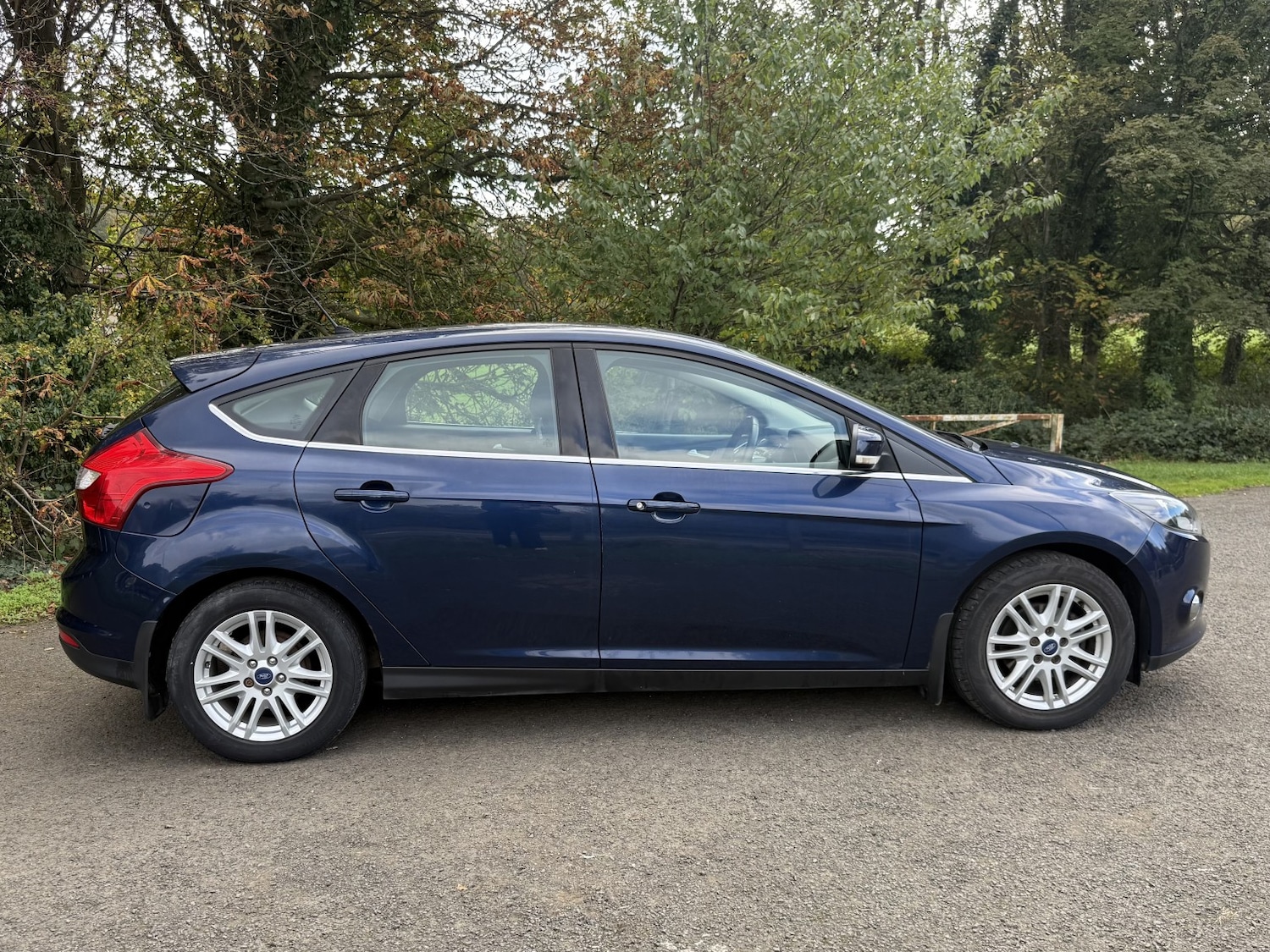 Used Ford Focus 2013 for sale - 76312377: Photo 5