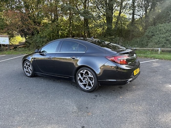 Used Vauxhall Insignia 2016 for sale - 76107279: Photo
