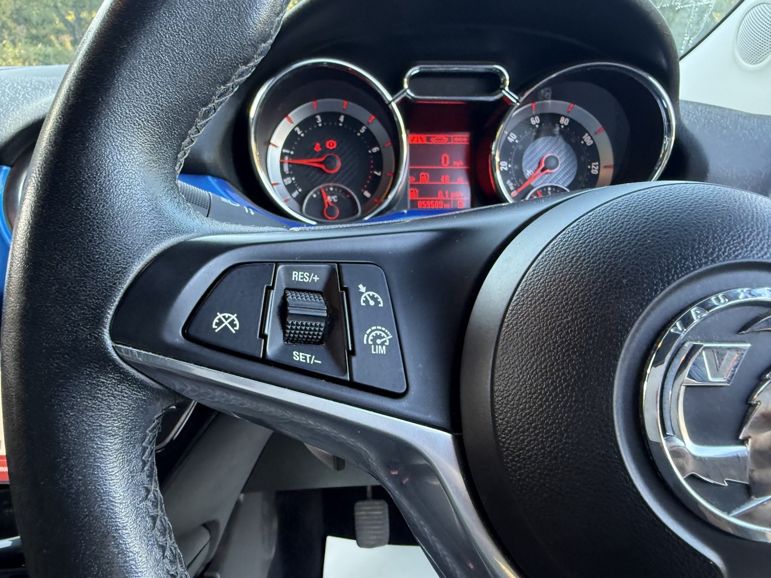 Used Vauxhall ADAM 2015 for sale - 76794368: Photo 34