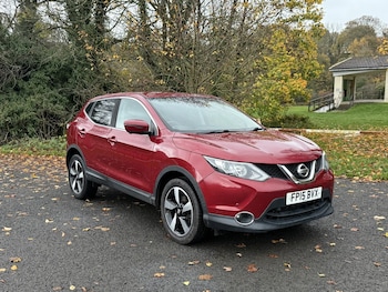 Used Nissan Qashqai 2015 for sale - 76554002: Photo