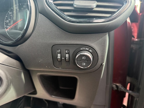 Used Vauxhall Crossland X 2018 for sale - 75330189: Photo 20
