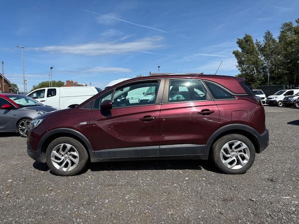 Used Vauxhall Crossland X 2018 for sale - 75330189: Photo 2