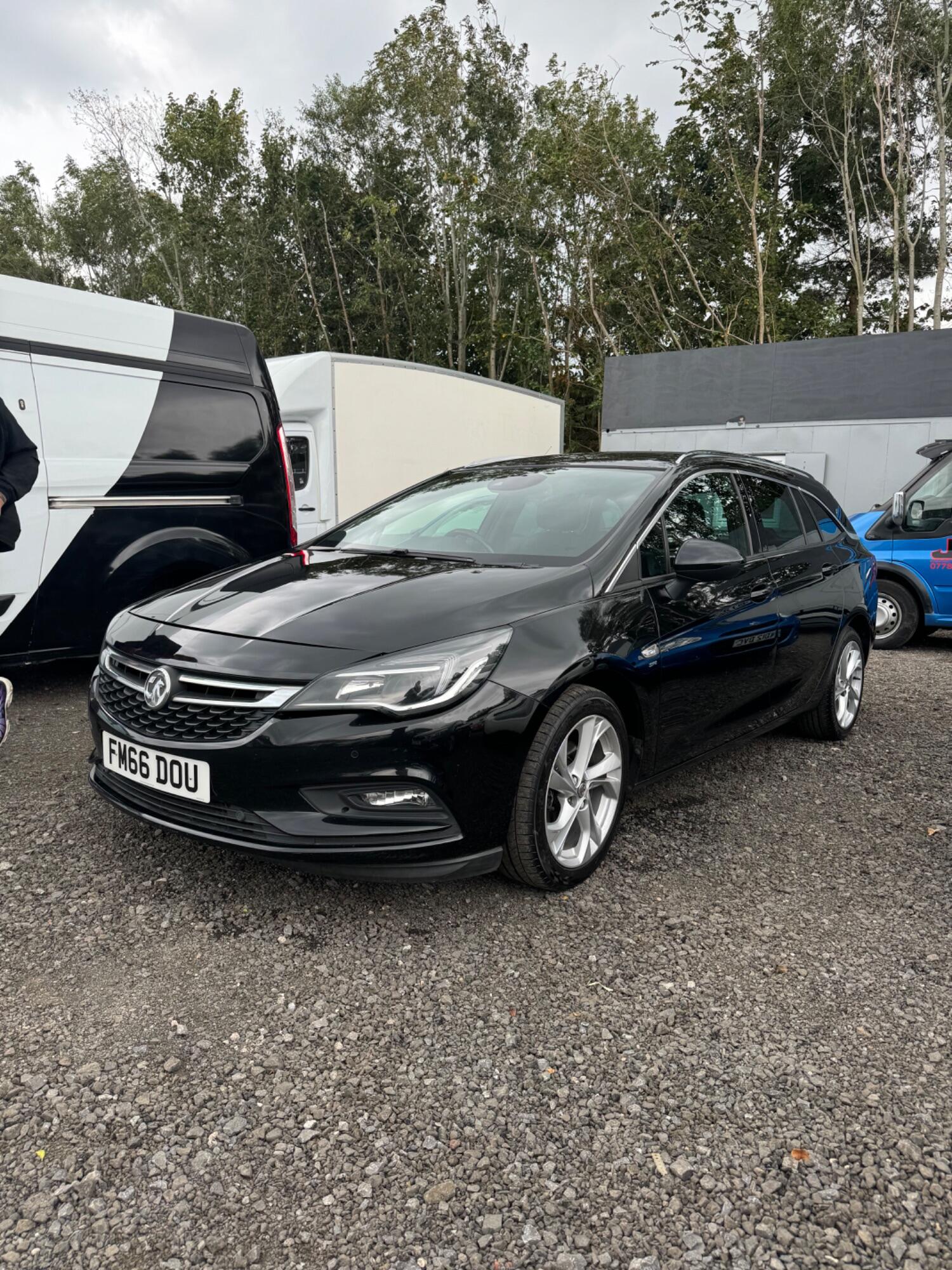 Used Vauxhall Astra 2017 for sale - 77314126: Photo 10