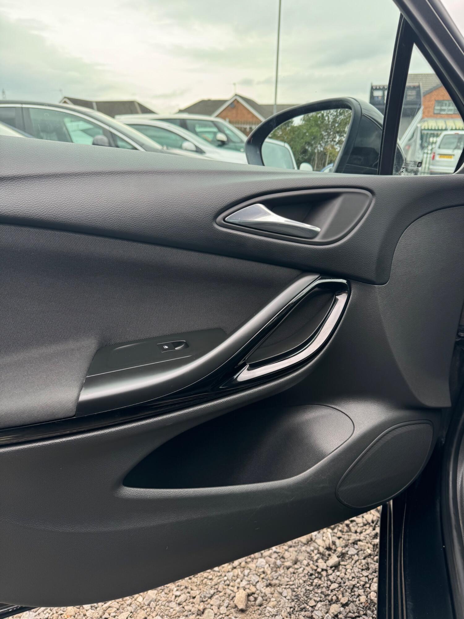 Used Vauxhall Astra 2017 for sale - 77314126: Photo 21