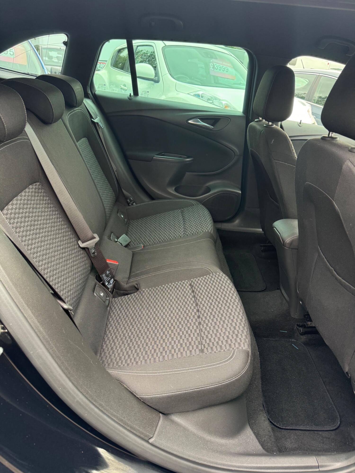 Used Vauxhall Astra 2017 for sale - 77314126: Photo 24