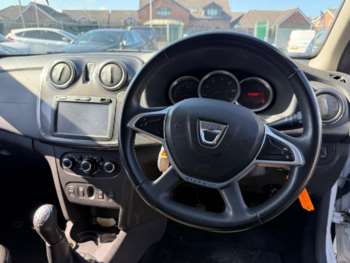 Used Dacia Sandero Stepway 2017 for sale - 75330187: Photo