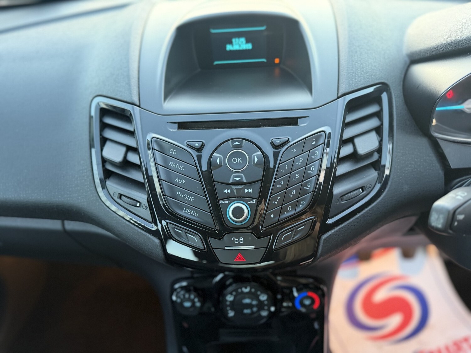 Used Ford Fiesta 2015 for sale - 77962023: Photo 24