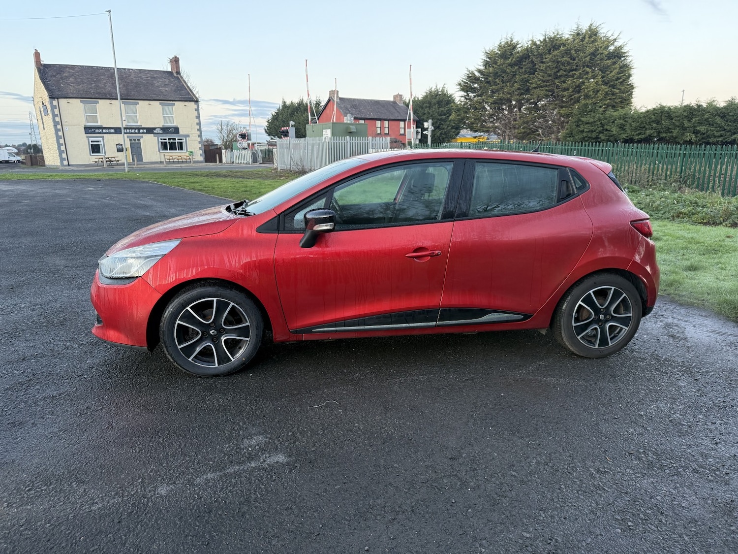 Used Renault Clio 2015 for sale - 76807259: Photo 15