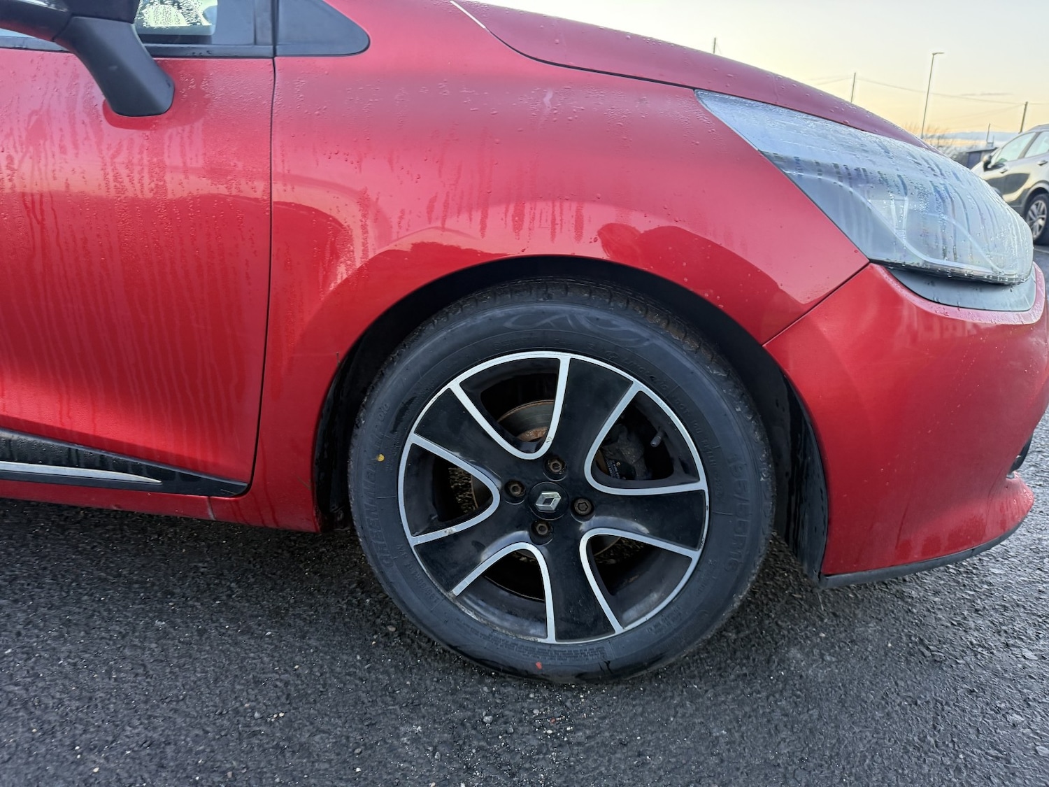 Used Renault Clio 2015 for sale - 76807259: Photo 26