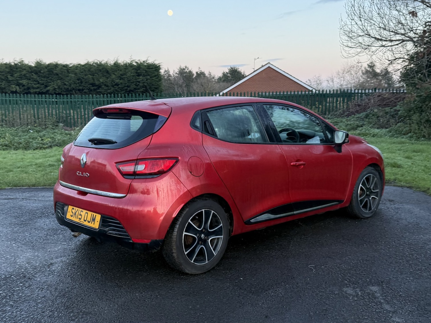 Used Renault Clio 2015 for sale - 76807259: Photo 3