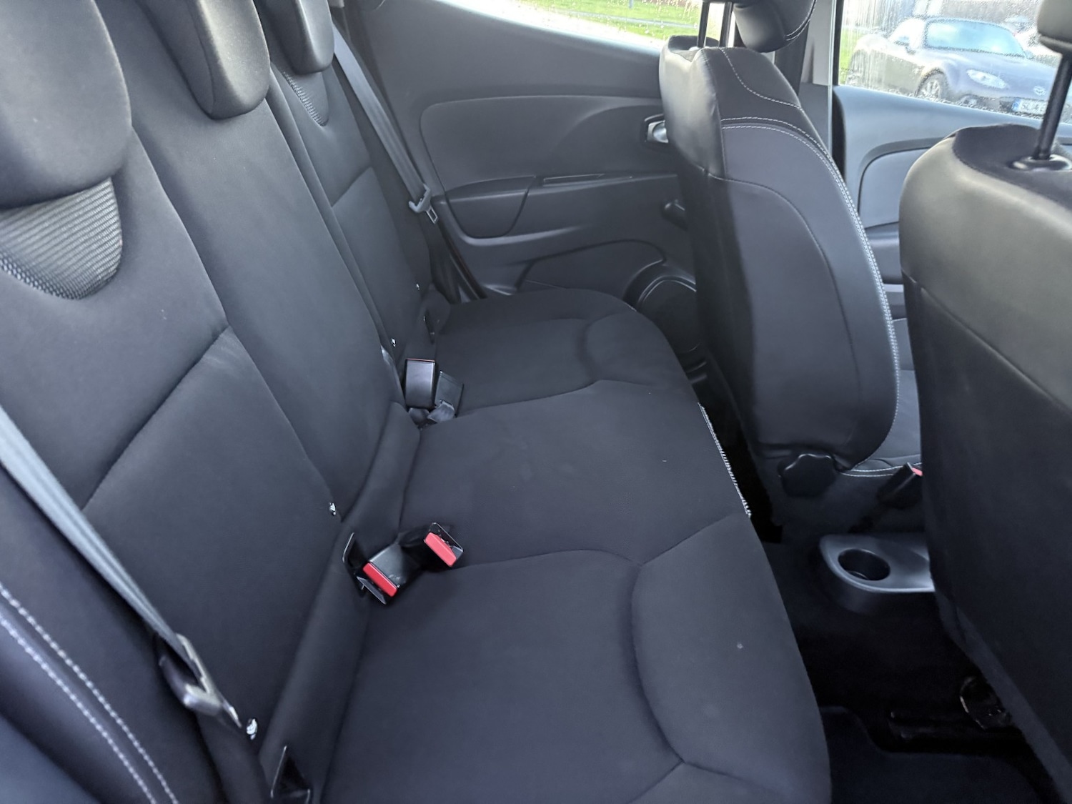 Used Renault Clio 2015 for sale - 76807259: Photo 48