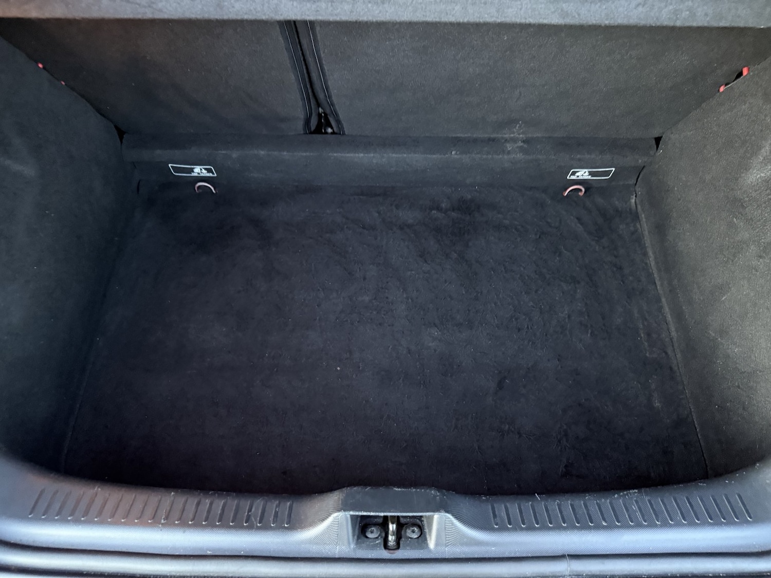 Used Renault Clio 2015 for sale - 76807259: Photo 55