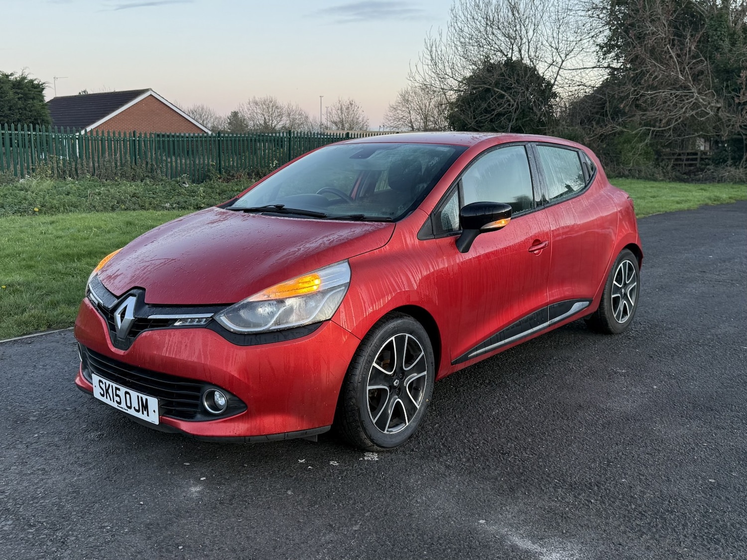 Used Renault Clio 2015 for sale - 76807259: Photo 57