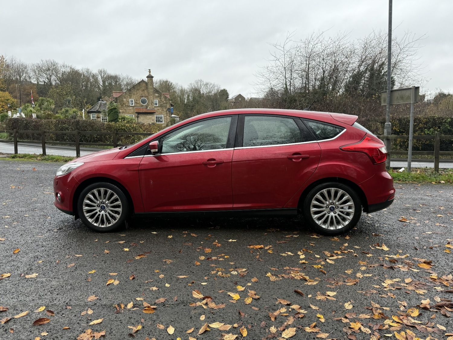 Used Ford Focus 2013 for sale - 76554009: Photo 13