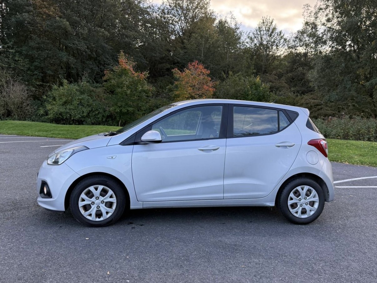 Used Hyundai i10 2015 for sale - 76794365: Photo 12