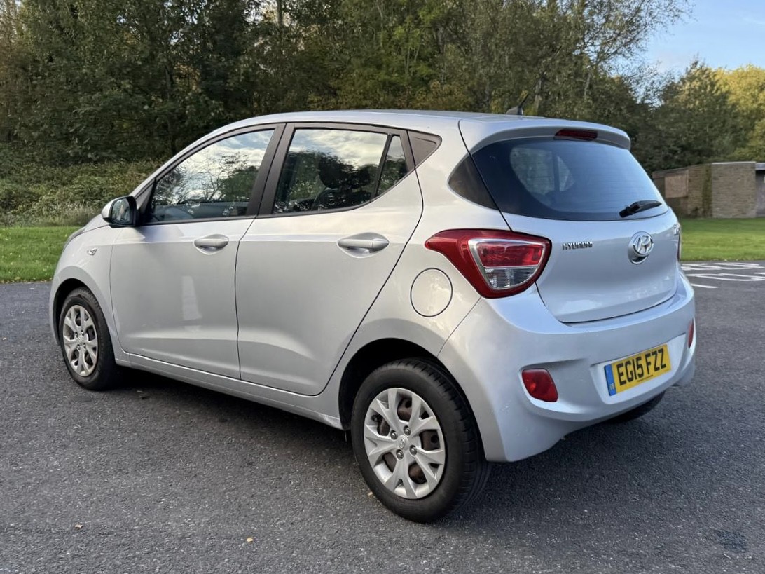 Used Hyundai i10 2015 for sale - 76794365: Photo 35