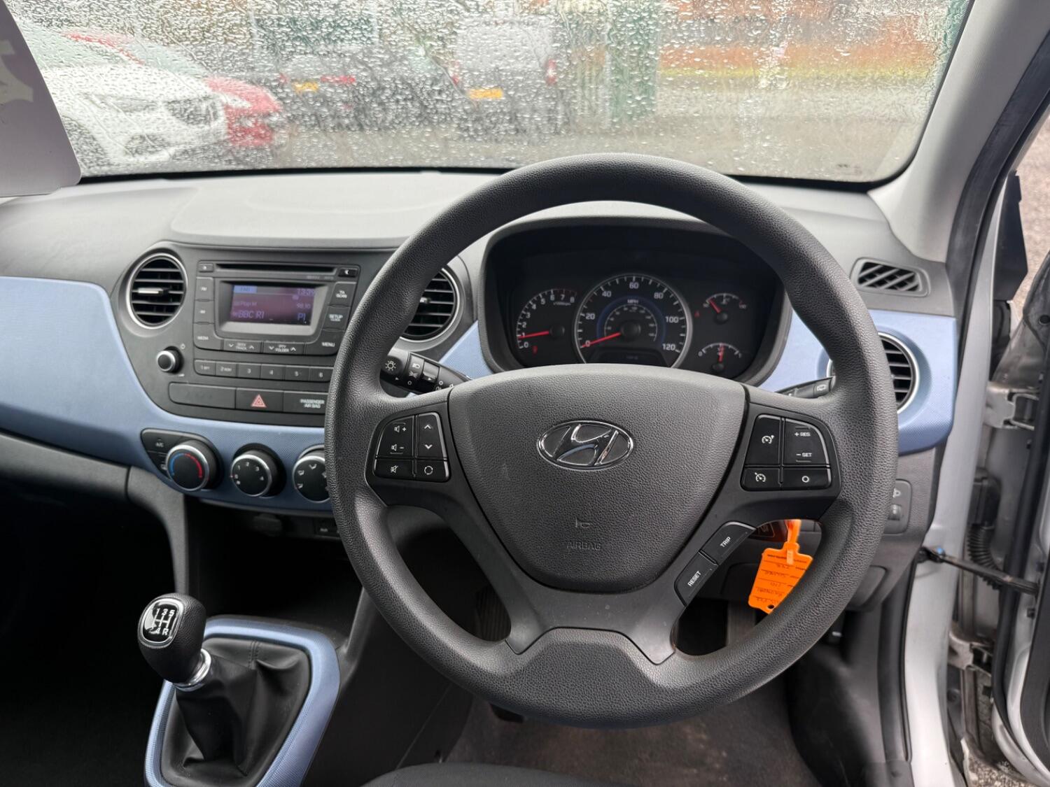 Used Hyundai i10 2015 for sale - 76794365: Photo 37