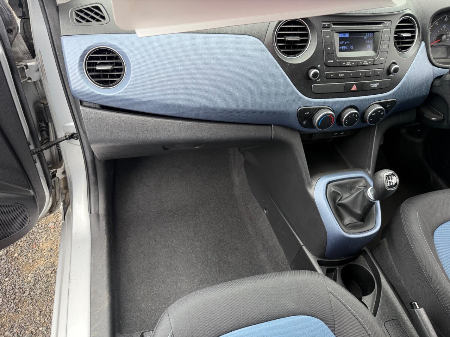 Used Hyundai i10 2015 for sale - 76794365: Photo 52