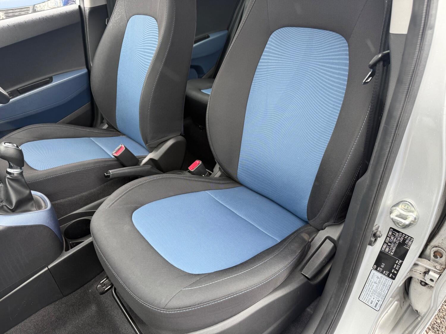 Used Hyundai i10 2015 for sale - 76794365: Photo 55