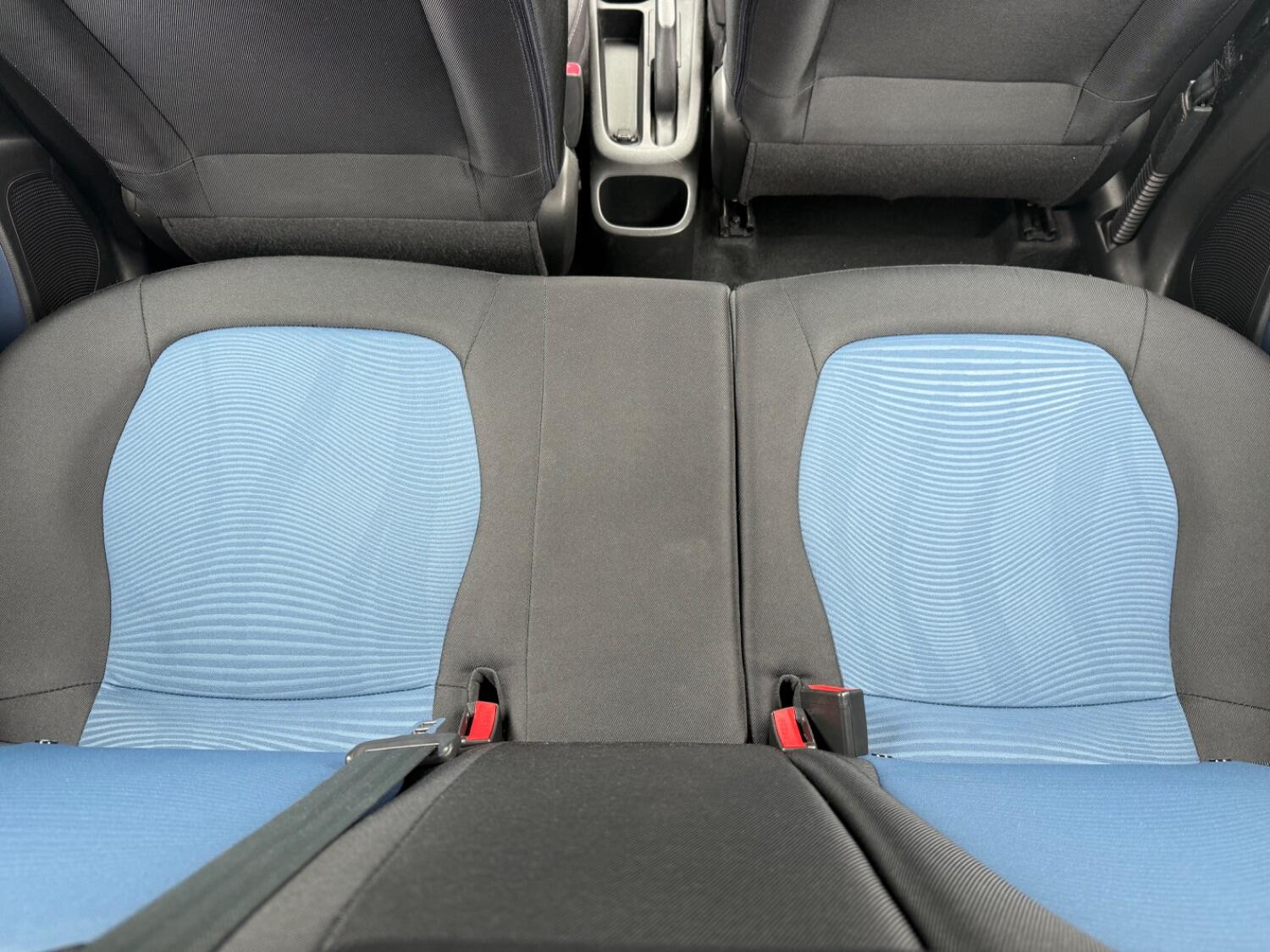 Used Hyundai i10 2015 for sale - 76794365: Photo 60