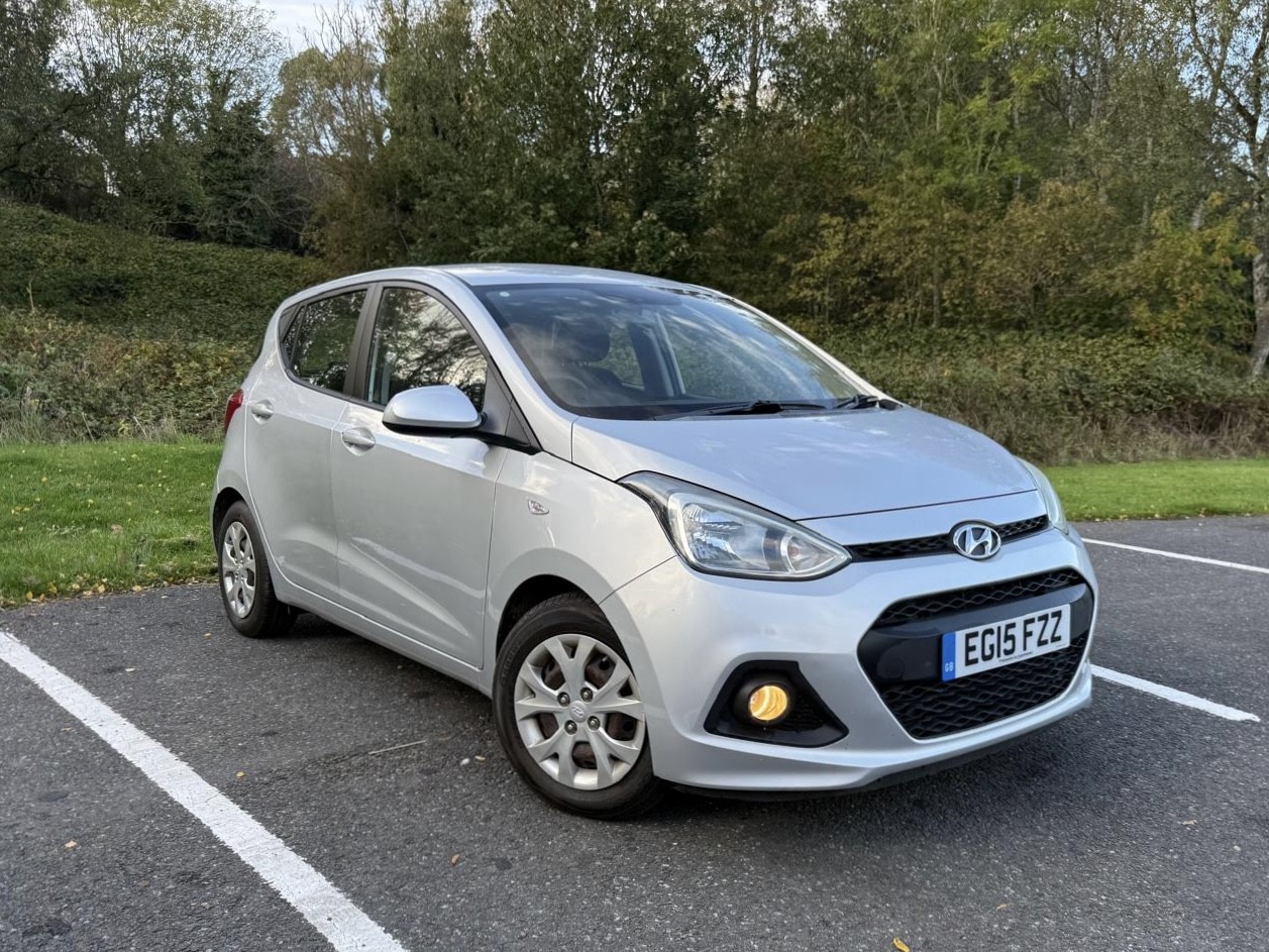 Used Hyundai i10 2015 for sale - 76794365: Photo 9