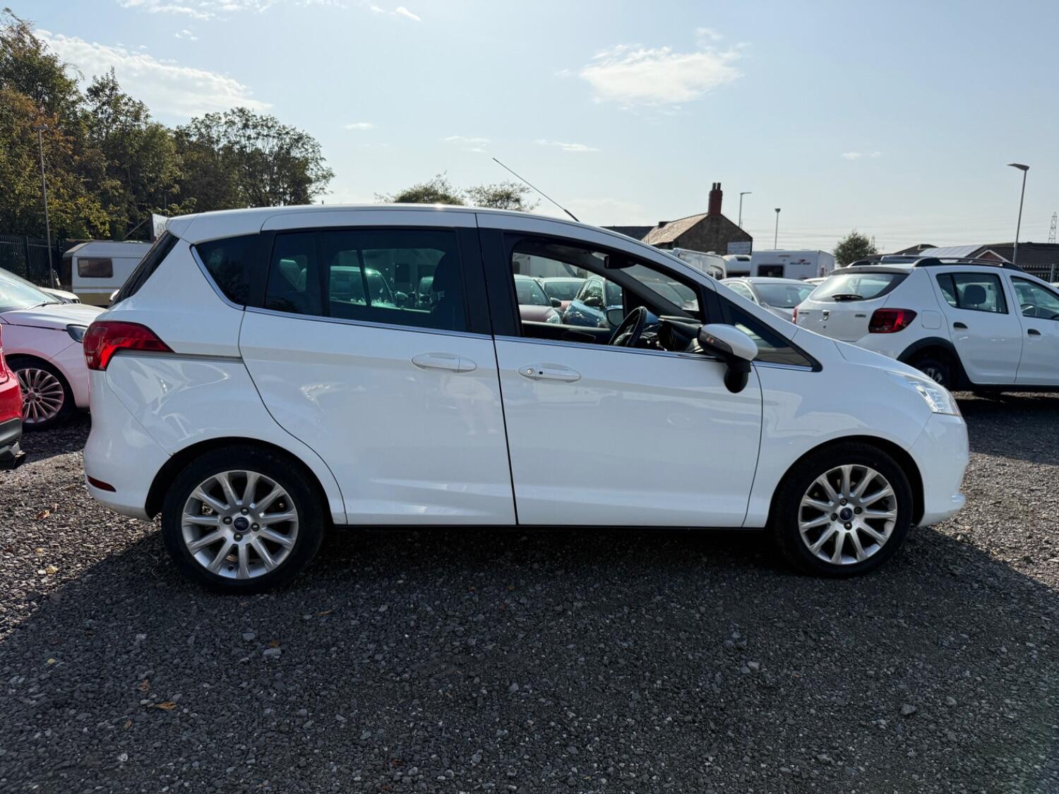 Used Ford B-MAX 2015 for sale - 76712818: Photo 4