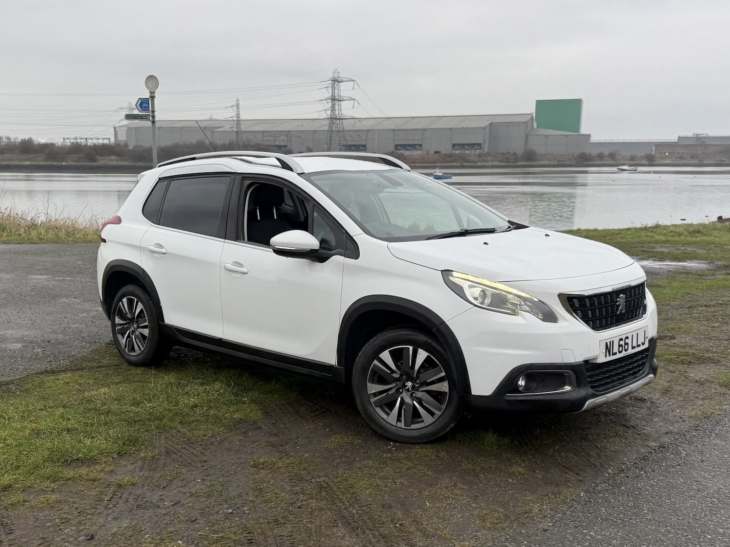 Used Peugeot 2008 2016 for sale - 77977176: Photo 11