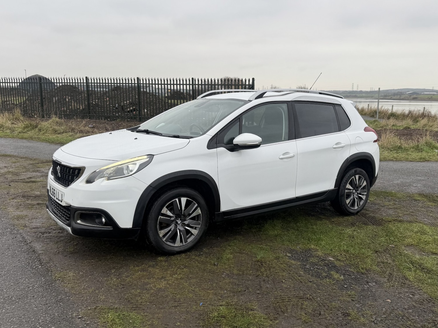 Used Peugeot 2008 2016 for sale - 77977176: Photo 24