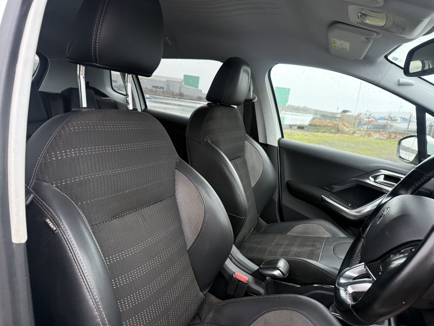 Used Peugeot 2008 2016 for sale - 77977176: Photo 37