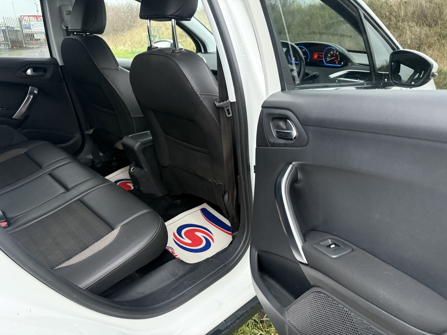 Used Peugeot 2008 2016 for sale - 77977176: Photo 40