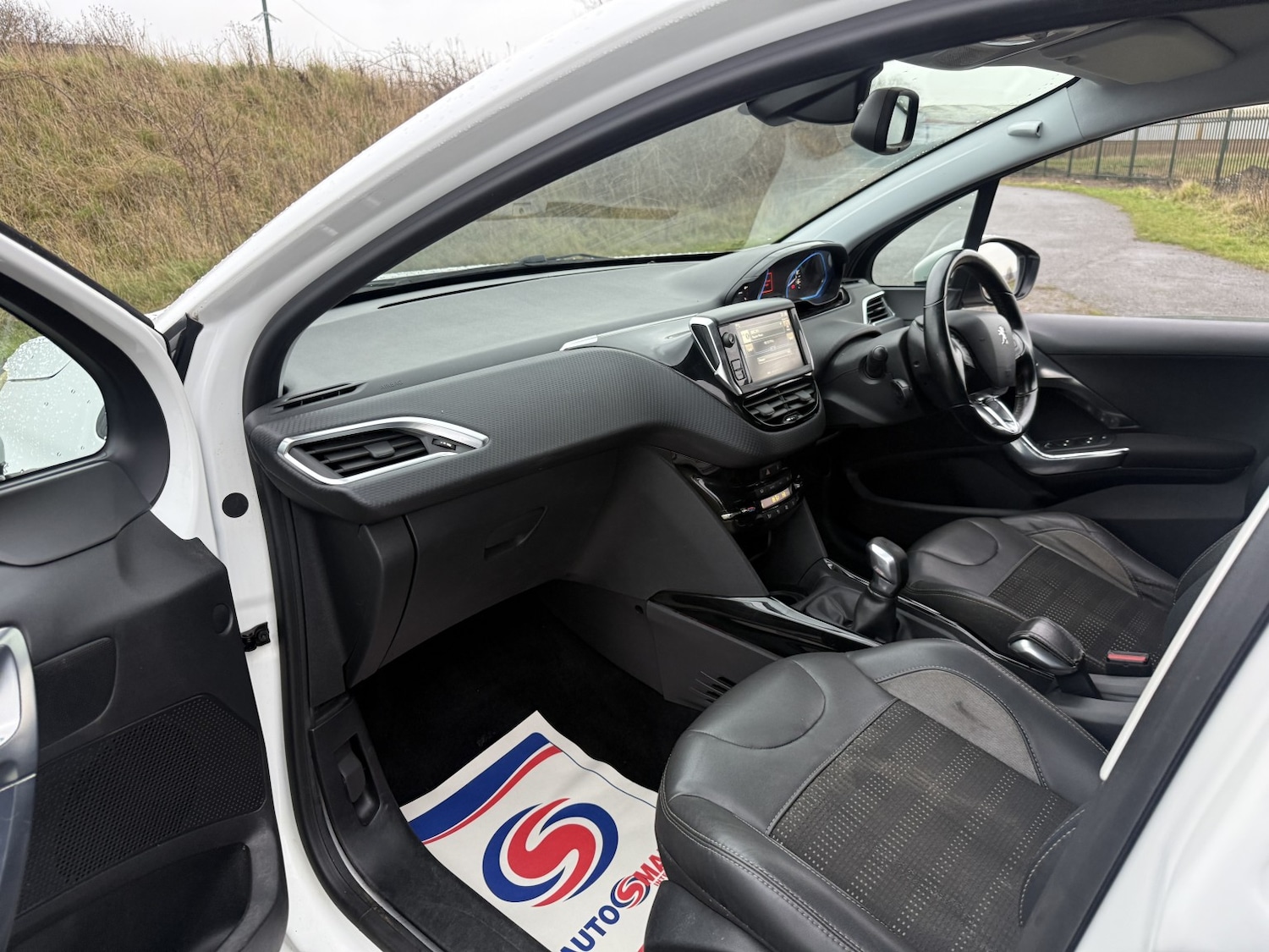 Used Peugeot 2008 2016 for sale - 77977176: Photo 45