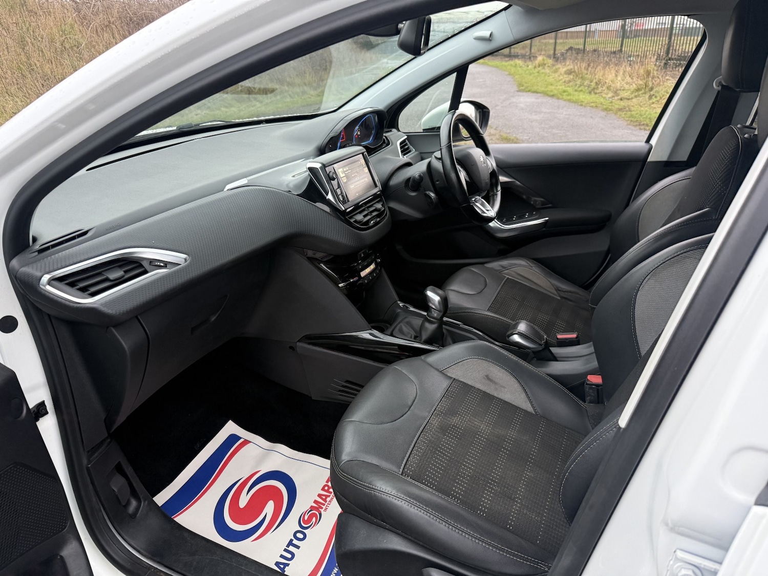 Used Peugeot 2008 2016 for sale - 77977176: Photo 46