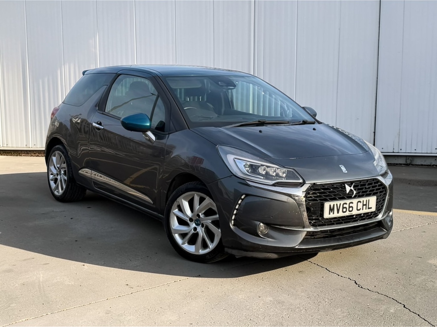 Used DS Automobiles DS 3 2016 for sale - 78182790: Photo 1