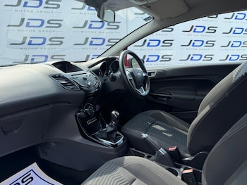 Used Ford Fiesta 2013 for sale - 79252928: Photo