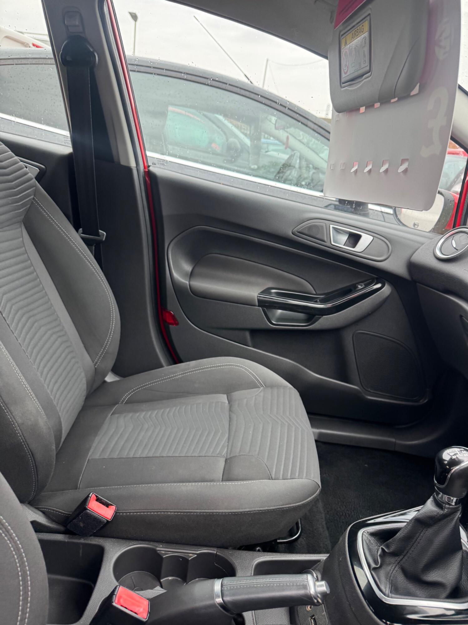 Used Ford Fiesta 2015 for sale - 76791571: Photo 10