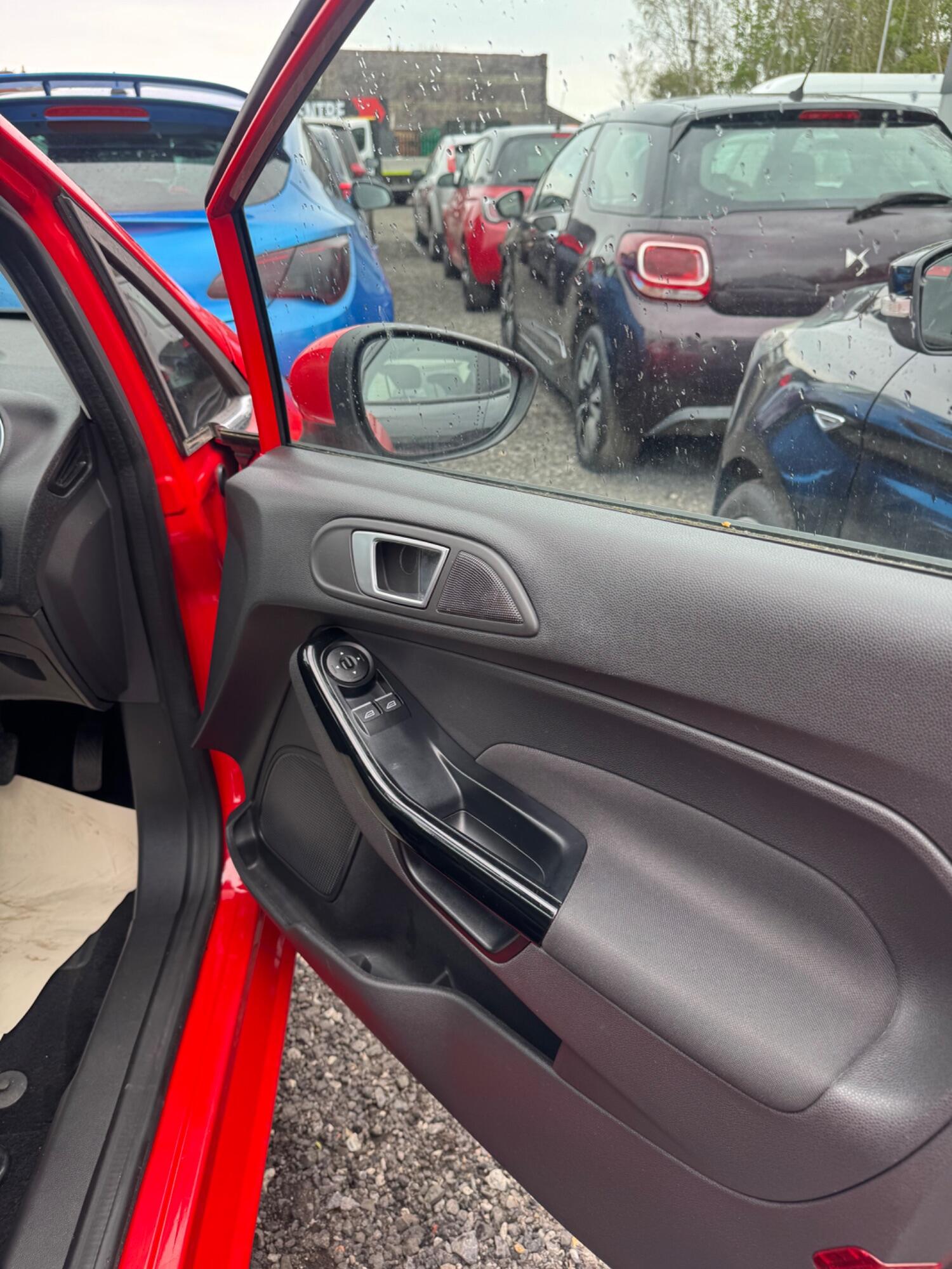 Used Ford Fiesta 2015 for sale - 76791571: Photo 12