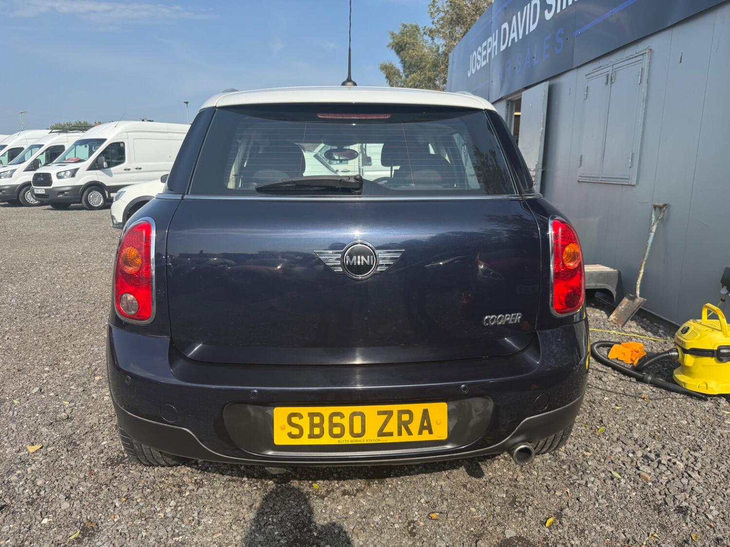 Vehicle 28