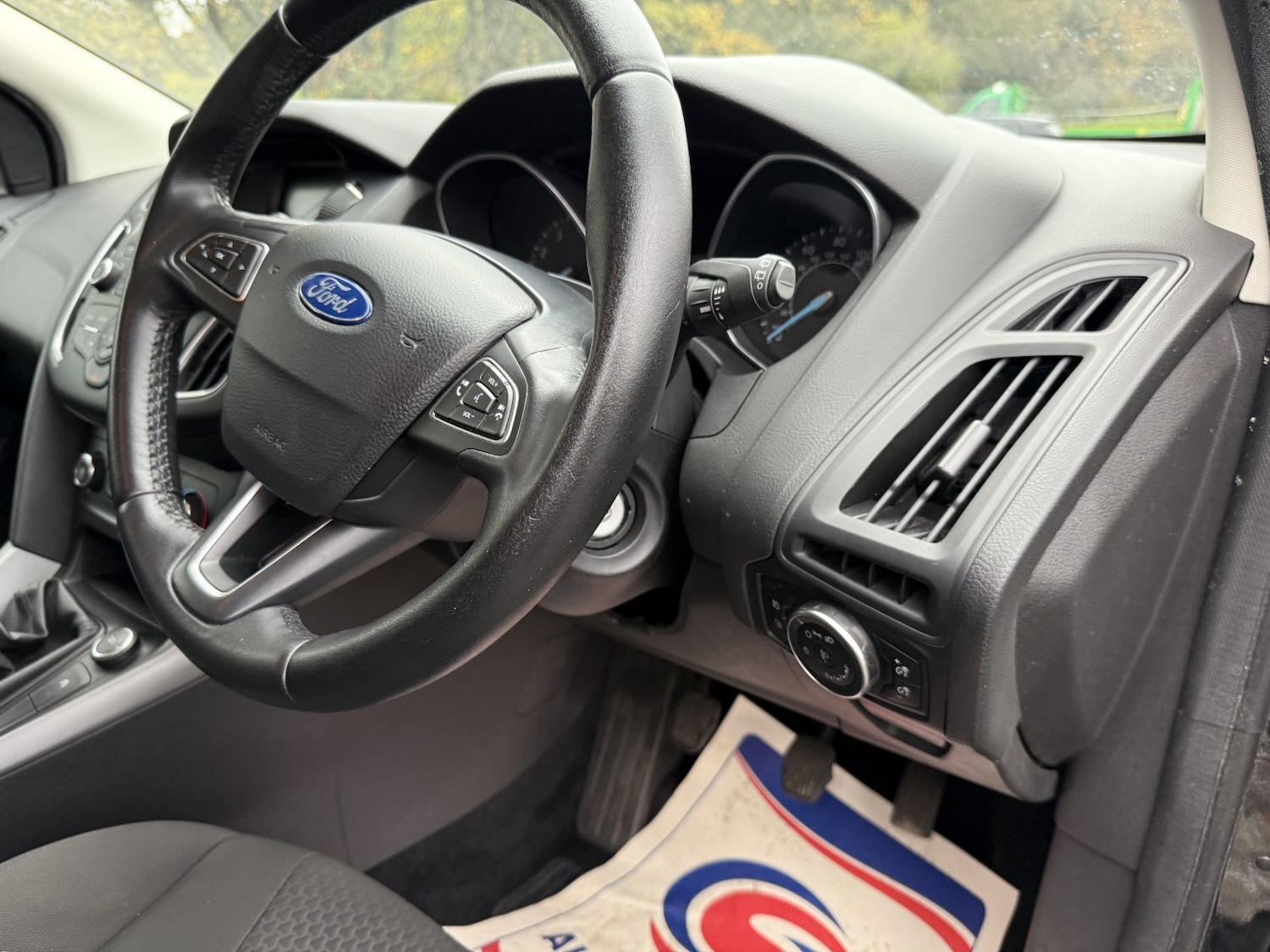 Used Ford Focus 2015 for sale - 76553978: Photo 8