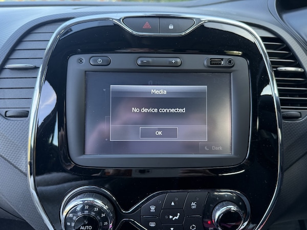 Used Renault Captur 2015 for sale - 75581496: Photo 34