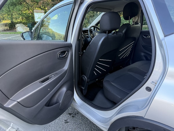 Used Renault Captur 2015 for sale - 75581496: Photo 48