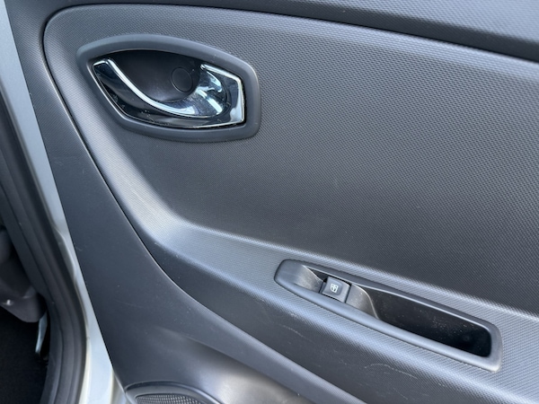 Used Renault Captur 2015 for sale - 75581496: Photo 55