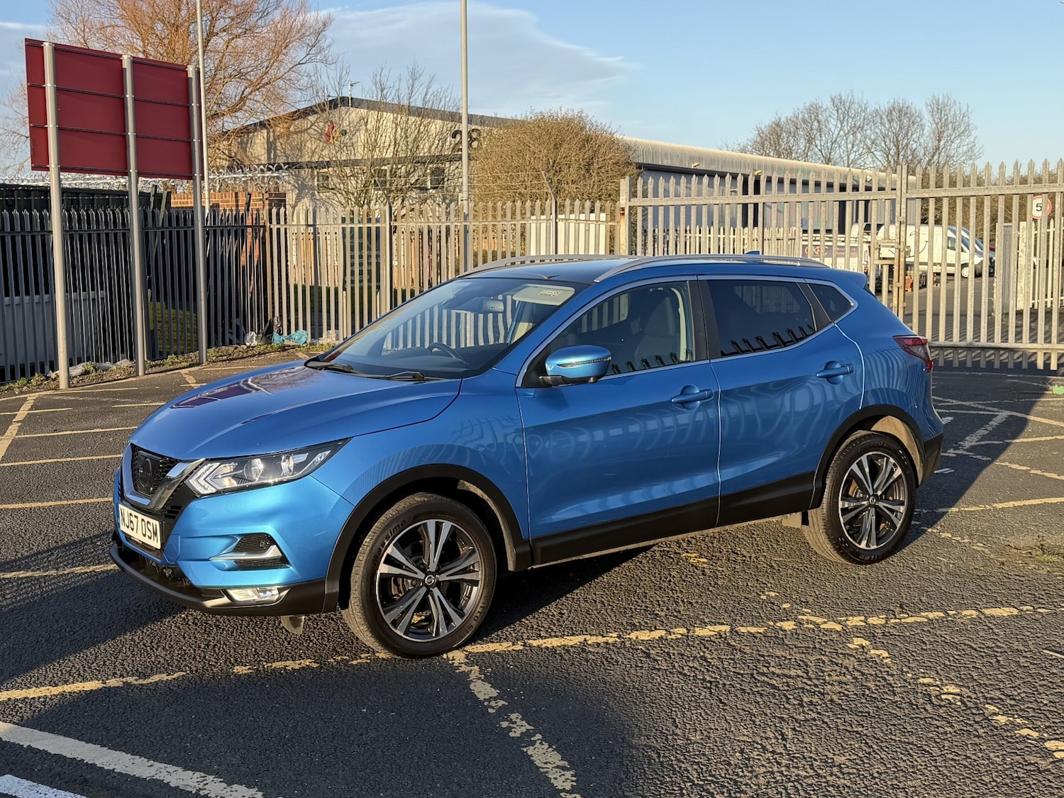 Used Nissan Qashqai 2017 for sale - 77962028: Photo 17