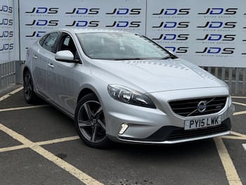Used Volvo V40 2015 for sale - 79671414: Photo