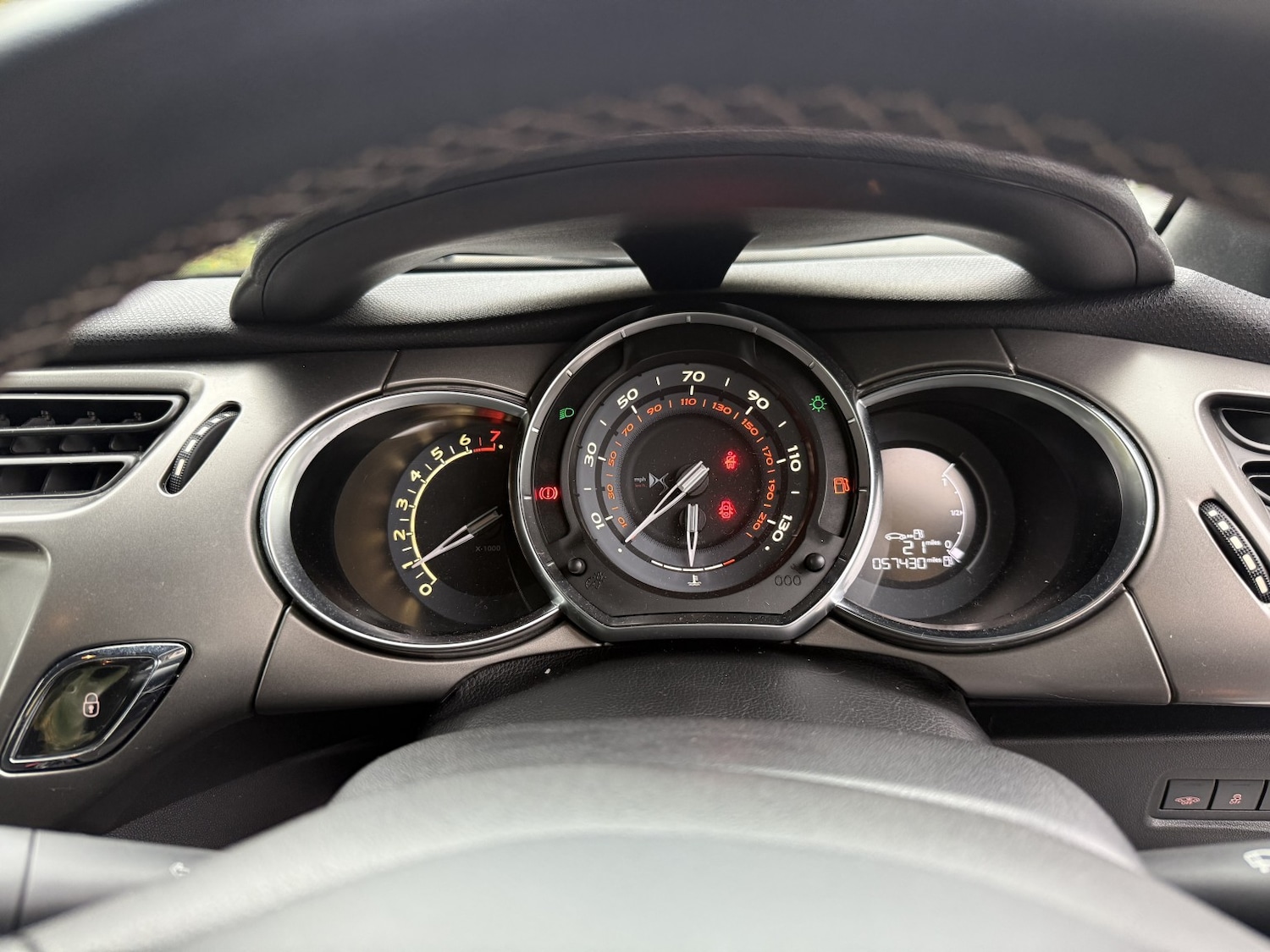 Used DS Automobiles DS 3 2016 for sale - 76553965: Photo 38